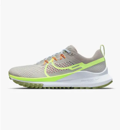 Nike MEN'S PEGASUS TRAIL 4 002-Light Iron Ore/Cobblestone/Football Grey/Volt